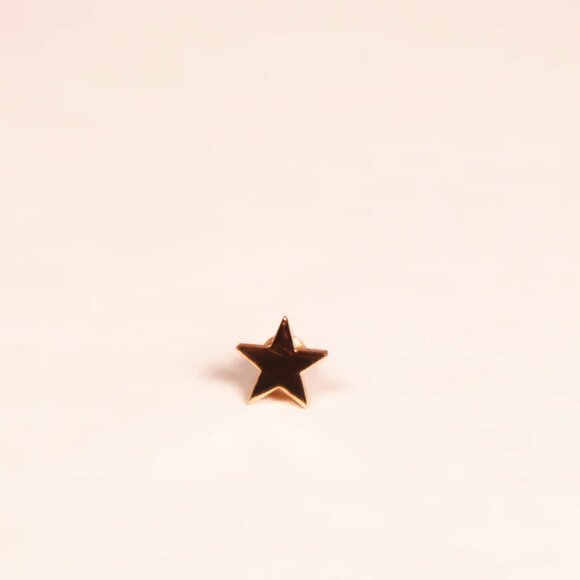 18k Yellow Gold Star Watch Charm - Picture 4 of 5